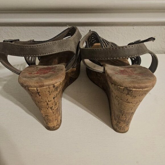 EUC  Women's JELLYPOP Hattie Platform Wedges Brown Size 10M - Picture 3 of 5